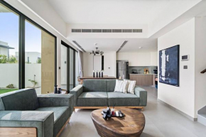 Relaxing Staycation - Villa with Community Pool